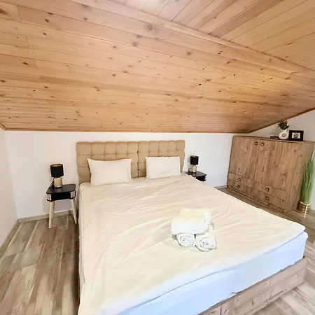 Apartamento Center The Quiet Luxury 7 *